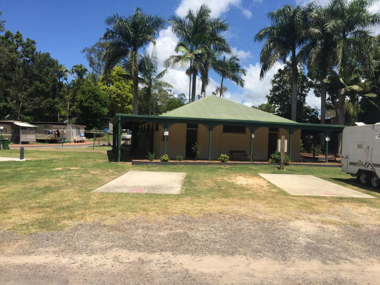 Yandina Caravan Park Екстер'єр фото